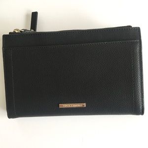Vince Camuto wristlet wallet